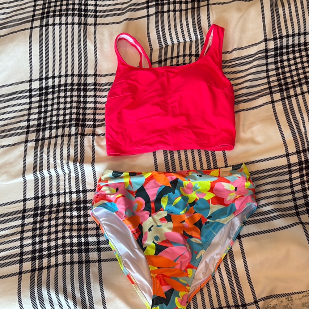 Popvil Vibrant Pink and Multicolor Bikini Set